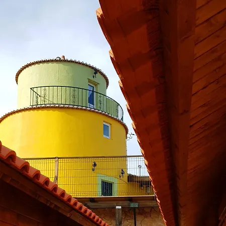 Moinho16 - Lisbon Mills Landhaus